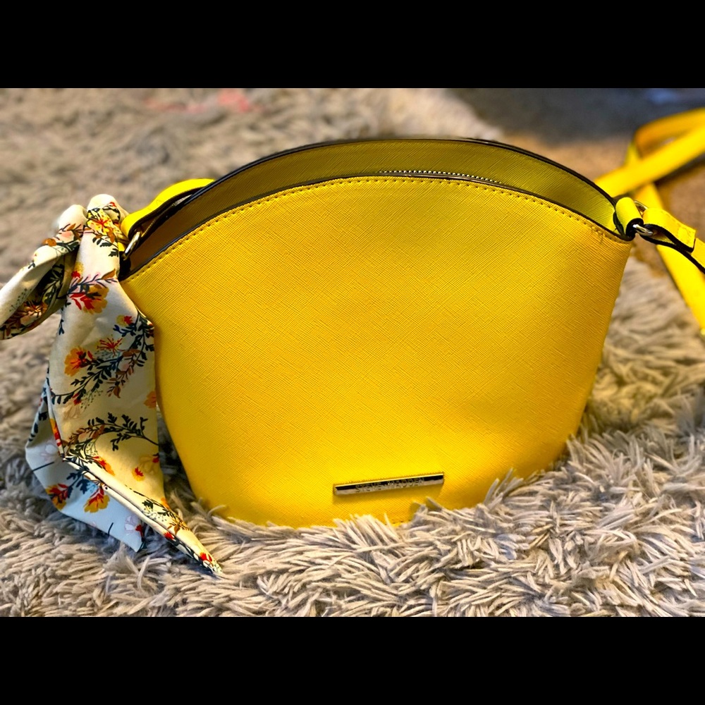 Steve Madden purse